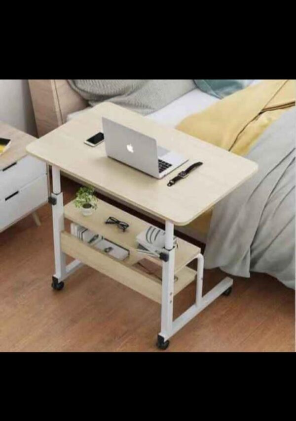 MESA CON RUEDA PARA NOTEBOOK 3 NIVELES