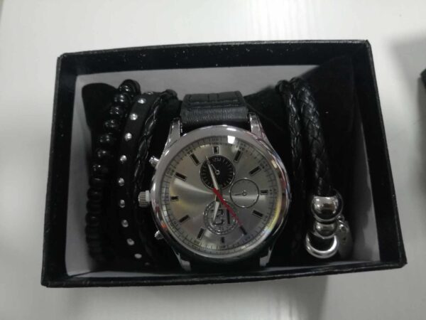 RELOJ CON PULSERA DE HOMBRE - Imagen 4