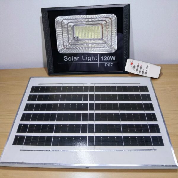 FOCO CON PANEL SOLAR DE 120 WATTS - Imagen 2