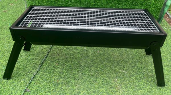 PARRILLERA A CARBON PLEGABLE