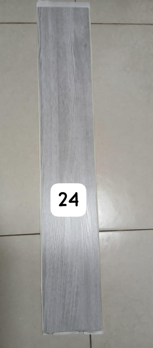 PISO VINILICO #24
