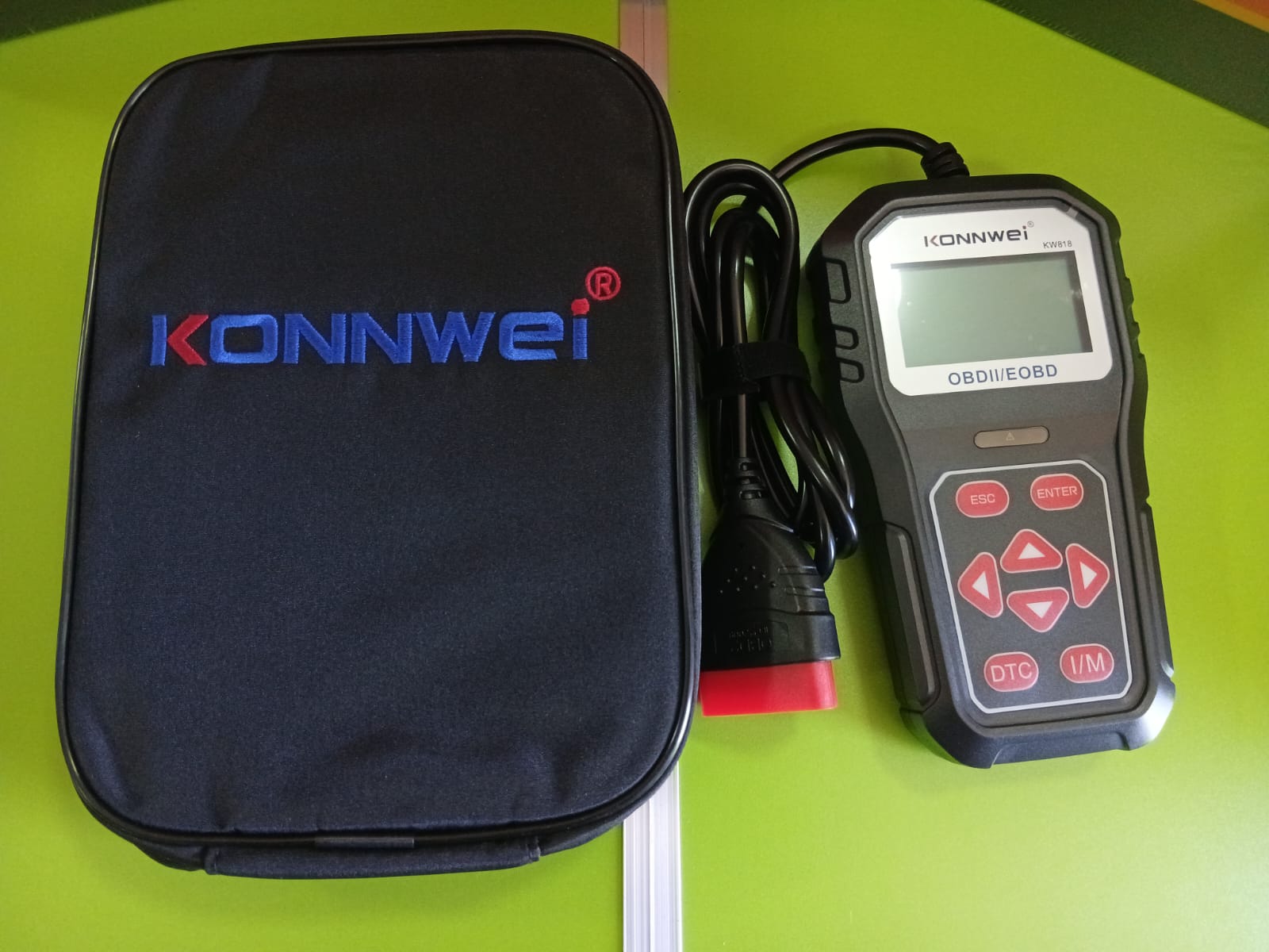 ESCANER PARA AUTO - Imagen 2