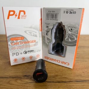 CARGADOR DE AUTO 38W- TIPO-C  Y USB-A